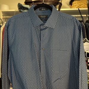 Nordstrom Brand Trim Fit Dress Shirt. 17.5 neck 34/35 sleeves